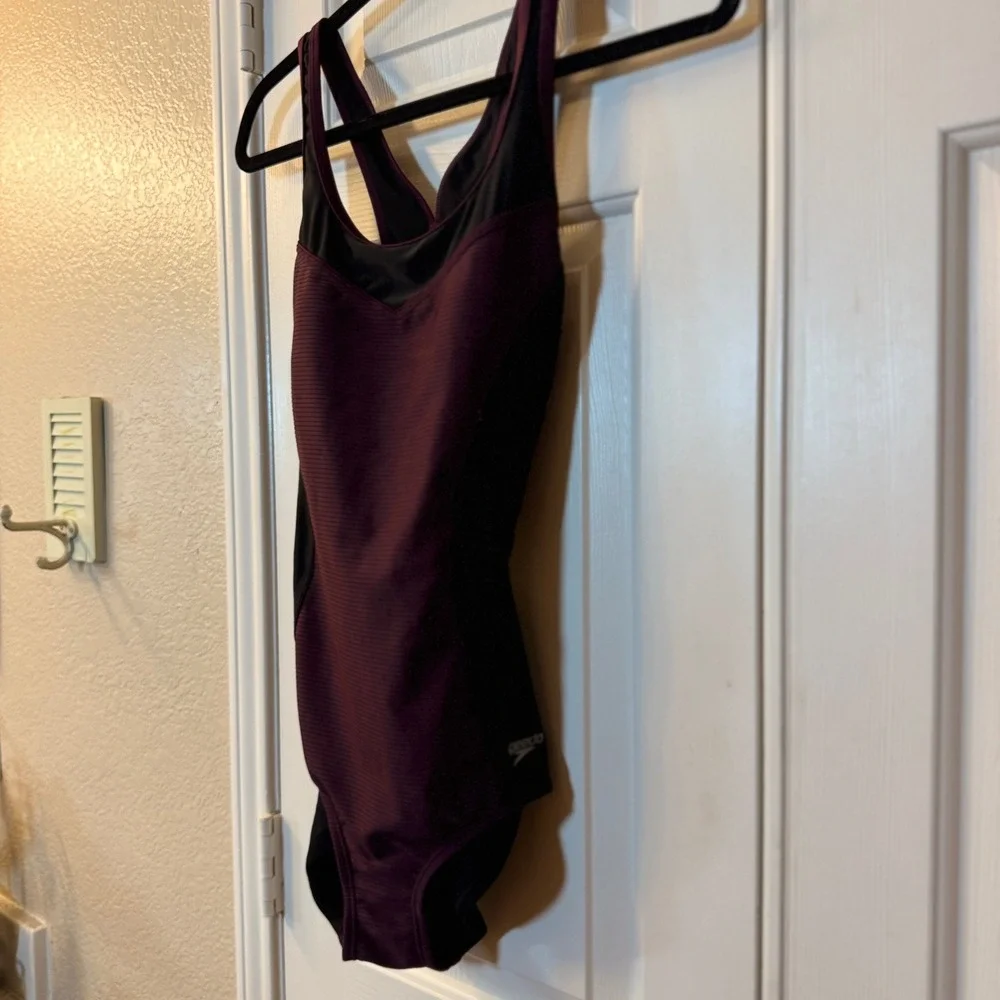 Speedo women swimsuit